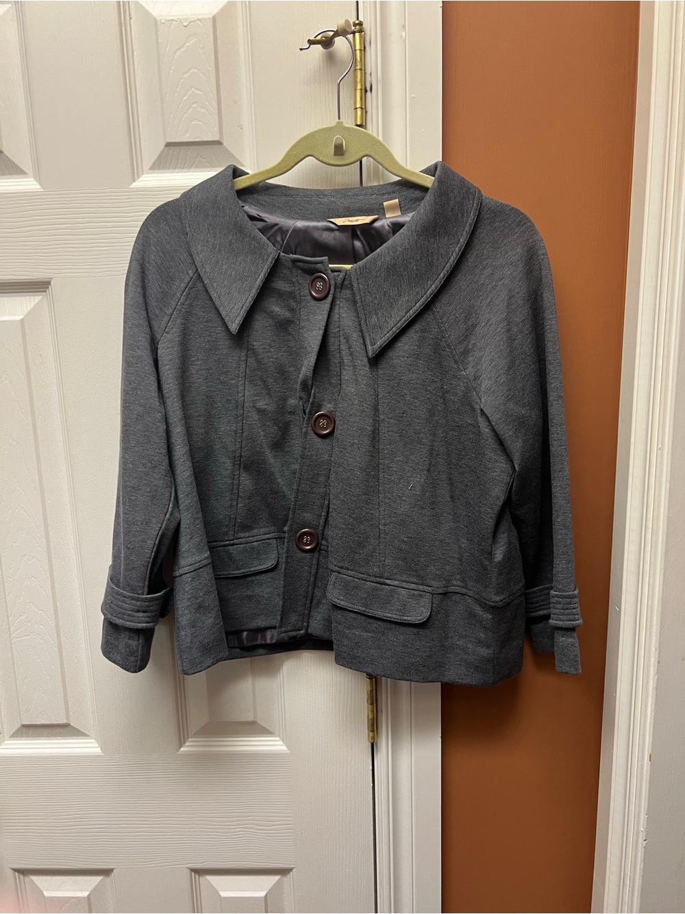 Motto Charcoal Gray Cropped Button Jacket